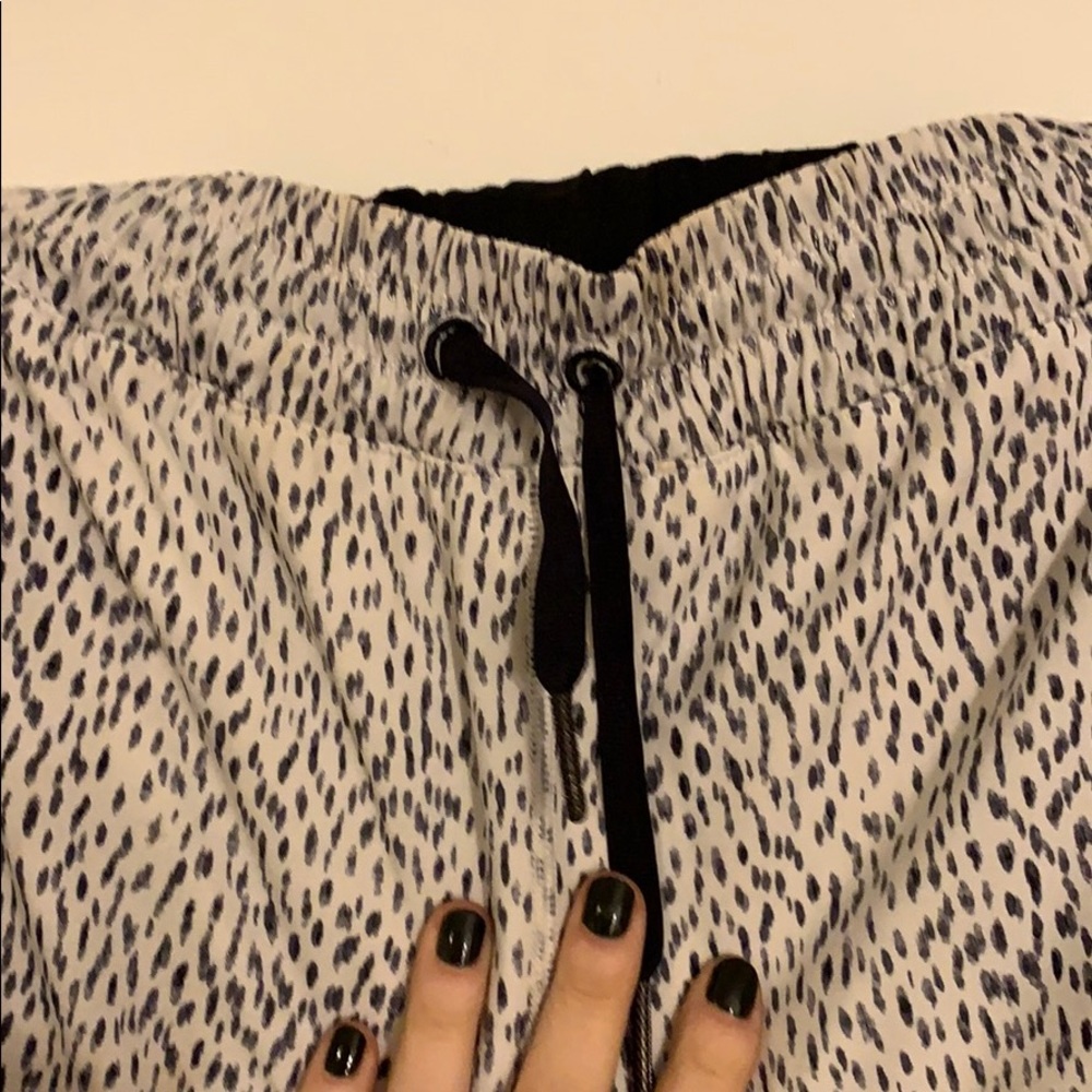 Lululemon polka dot joggers